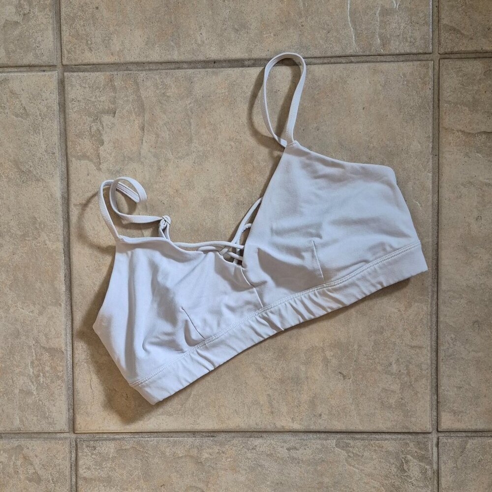 ALO Yoga Women's White Sports Bra